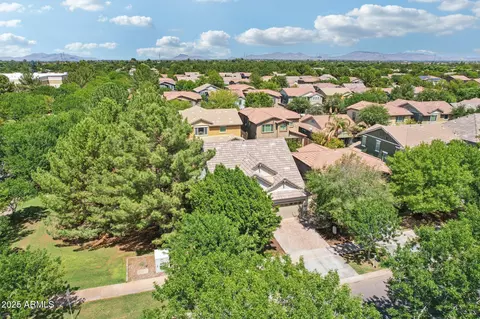 View/Area - 3336 E Morrison Ranch Pkwy, Gilbert, AZ 85296 photo 2 of 6