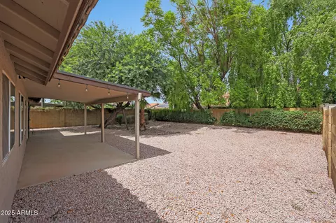 Exterior - 4520 E Desert Cactus St, Phoenix, AZ 85032 photo 4 of 6