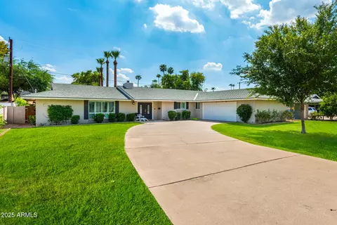 Exterior - 333 E Kaler Dr, Phoenix, AZ 85020 photo 2 of 5