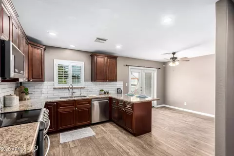 426 E Ingram St, Mesa, AZ 85203 photo 9