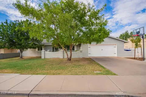 426 E Ingram St, Mesa, AZ 85203 photo 2