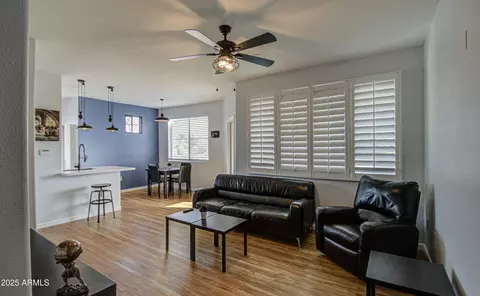 3302 N 7th St #364, Phoenix, AZ 85014