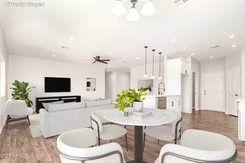 15941 S Animas Rd, Arizona City, AZ 85123