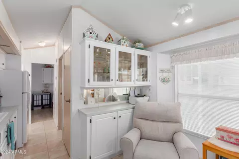 101 Kaolin Dr, Apache Junction, AZ 85119 photo 5