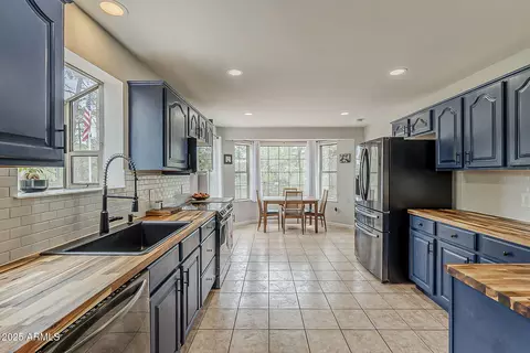 Kitchen - 1210 E Bolivar St, Payson, AZ 85541 photo 1 of 2
