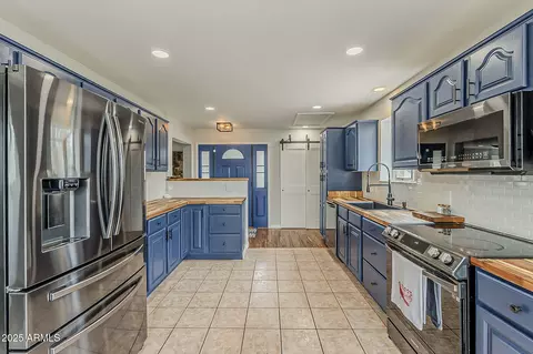 Kitchen - 1210 E Bolivar St, Payson, AZ 85541 photo 2 of 2
