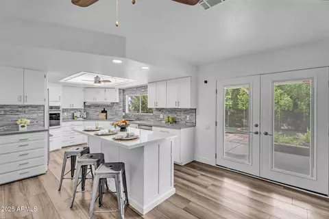 654 S 83rd Way, Mesa, AZ 85208
