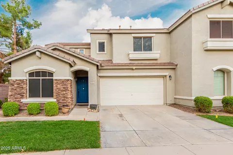 3913 S Crosscreek Dr, Chandler, AZ 85286