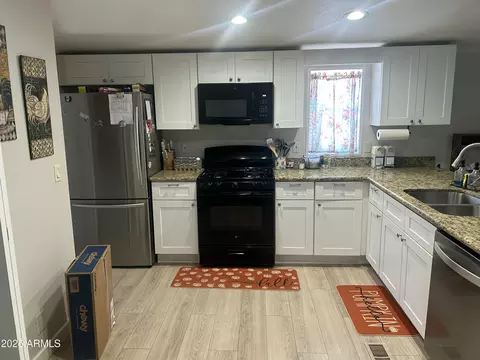 2972 W Mockingbird St, Apache Junction, AZ 85120 photo 2
