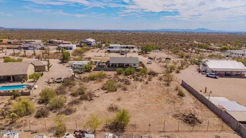 View/Area - 146 E Whiteley St, Apache Junction, AZ 85119 photo 2 of 7