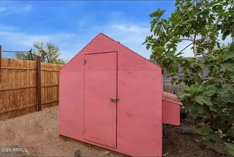 Other - 146 E Whiteley St, Apache Junction, AZ 85119 photo 9 of 10