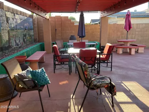 Exterior - 1749 E Saint Charles Ave, Phoenix, AZ 85042 photo 4 of 6