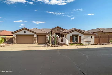 Exterior - 1653 W Silver Pine Dr, Phoenix, AZ 85086 photo 6 of 27