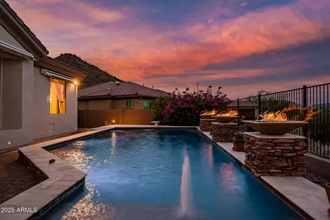 Exterior - 1653 W Silver Pine Dr, Phoenix, AZ 85086 photo 17 of 27