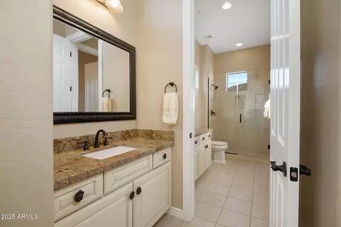 Bath - 1653 W Silver Pine Dr, Phoenix, AZ 85086 photo 10 of 10