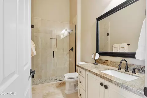 Bath - 1653 W Silver Pine Dr, Phoenix, AZ 85086 photo 5 of 10