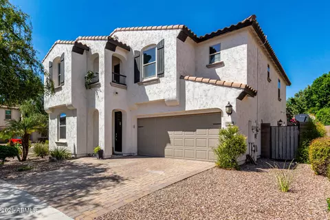 2930 E Shannon St, Gilbert, AZ 85295
