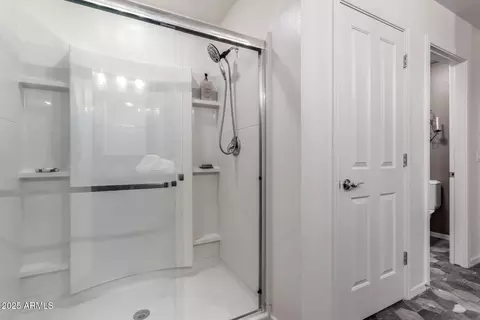 Bath - 2930 E Shannon St, Gilbert, AZ 85295 photo 3 of 4