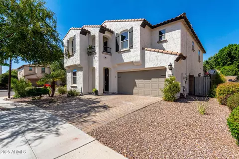 Exterior - 2930 E Shannon St, Gilbert, AZ 85295 photo 2 of 6