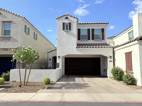 272 E Markwood Dr, Chandler, AZ 85286