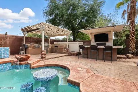 3692 E Morning Star Ln, Gilbert, AZ 85298