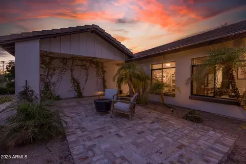 Exterior - 948 E Driftwood Dr, Tempe, AZ 85283 photo 8 of 11