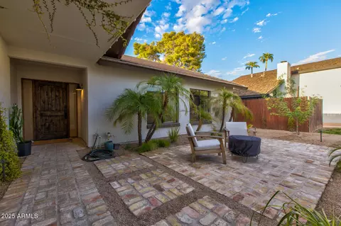 Exterior - 948 E Driftwood Dr, Tempe, AZ 85283 photo 3 of 11
