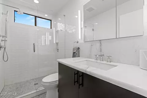 Bath - 948 E Driftwood Dr, Tempe, AZ 85283 photo 1 of 2