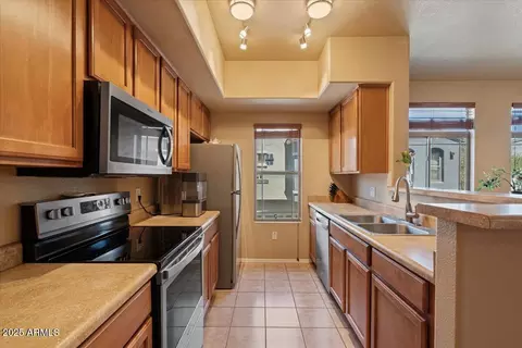 Kitchen - 2402 E 5th St #1446, Tempe, AZ 85281 photo 3 of 4