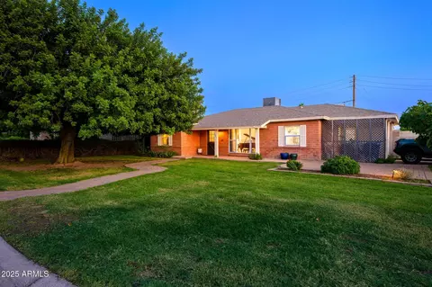 1801 E Montebello Ave, Phoenix, AZ 85016