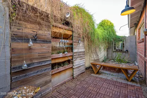 Exterior - 1801 E Montebello Ave, Phoenix, AZ 85016 photo 3 of 18