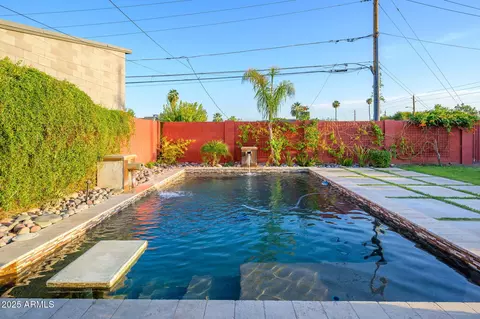 Exterior - 1801 E Montebello Ave, Phoenix, AZ 85016 photo 8 of 18