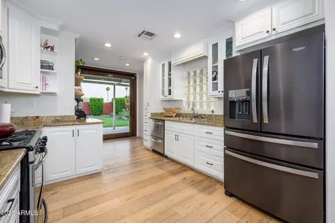 Kitchen - 1801 E Montebello Ave, Phoenix, AZ 85016 photo 1 of 6