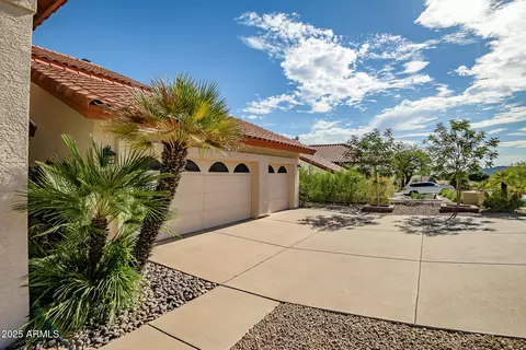 Exterior - 1023 E Forest Hills Dr, Phoenix, AZ 85022 photo 19 of 31