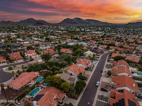View/Area - 1023 E Forest Hills Dr, Phoenix, AZ 85022 photo 21 of 27