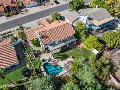 View/Area - 1023 E Forest Hills Dr, Phoenix, AZ 85022 photo 11 of 27