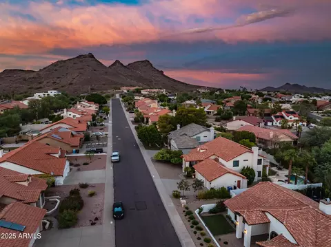 View/Area - 1023 E Forest Hills Dr, Phoenix, AZ 85022 photo 4 of 27