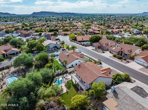 View/Area - 1023 E Forest Hills Dr, Phoenix, AZ 85022 photo 14 of 27