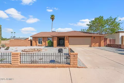 3932 W Mercer Ln, Phoenix, AZ 85029