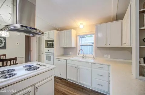 2233 E Behrend Dr #142, Phoenix, AZ 85024 photo 9