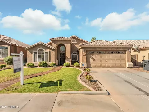 4934 W Buffalo St, Chandler, AZ 85226