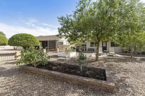 Exterior - 904 S 79th Pl, Mesa, AZ 85208 photo 11 of 12