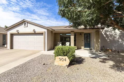 Exterior - 904 S 79th Pl, Mesa, AZ 85208 photo 3 of 12