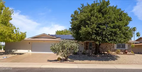 9422 W Country Club Dr, Sun City, AZ 85373