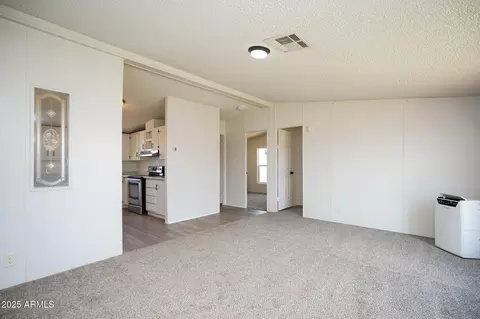 Living - 5188 E Phillips Rd, Willcox, AZ 85643 photo 3 of 5