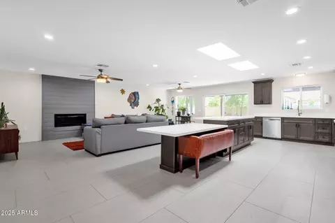 949 Eveningstar Ln, Tempe, AZ 85283 photo 8