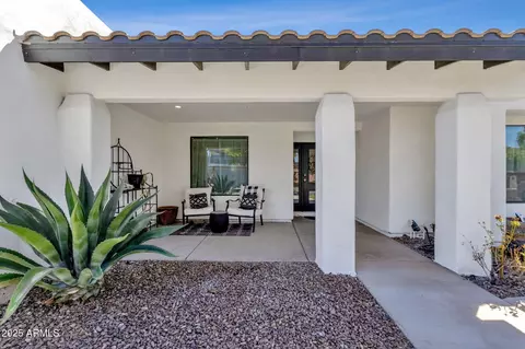 949 Eveningstar Ln, Tempe, AZ 85283 photo 3