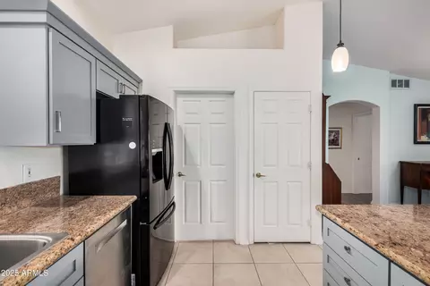 11036 E Kiva Ave, Mesa, AZ 85209 photo 14