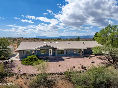 10600 Badger Ln, Cornville, AZ 86325