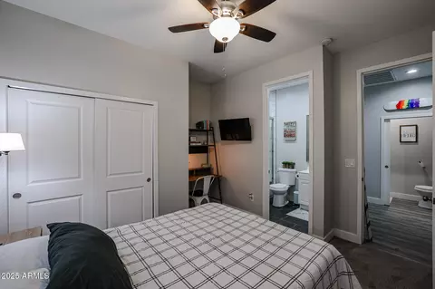 Bedroom - 2246 E Sheridan St, Phoenix, AZ 85006 photo 4 of 6